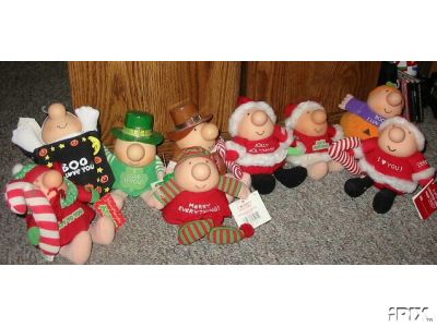 COLLECTION OF ZIGGY HOLIDAY DOLLS